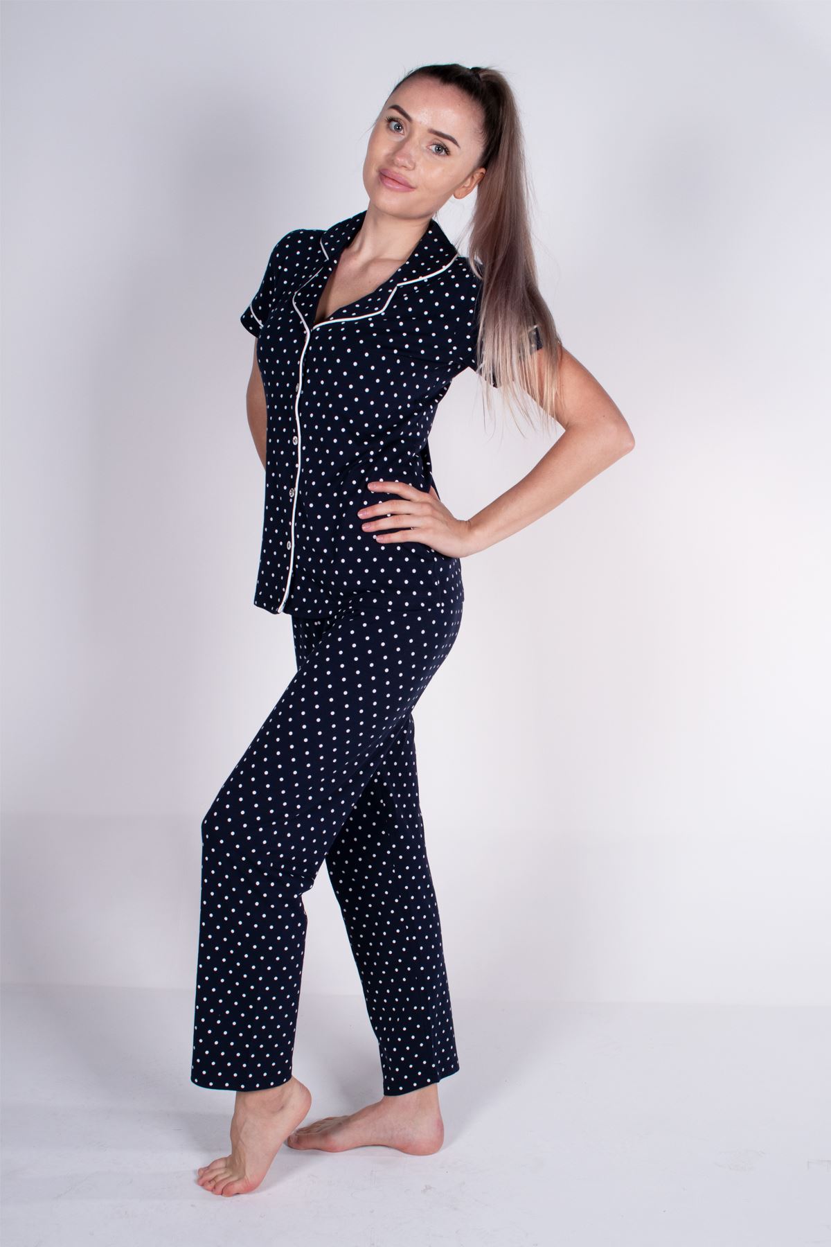 Malabadi Kadın Lacivert Puantiyeli Düğmeli Likralı Modal Yazlık Pijama Takımı 5004
