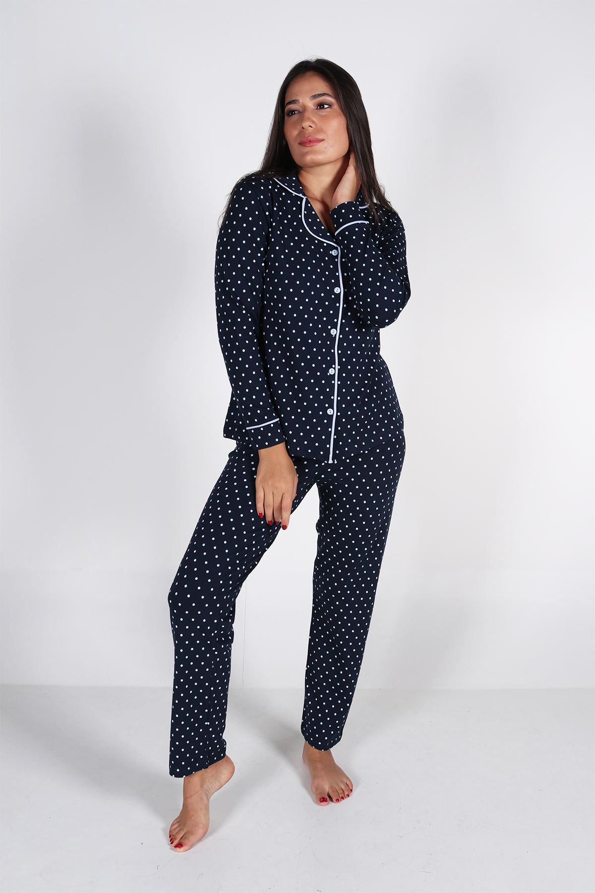 Malabadi Kadın Lacivert Puantiyeli Düğmeli Uzun Kol Pijama Takımı 5007