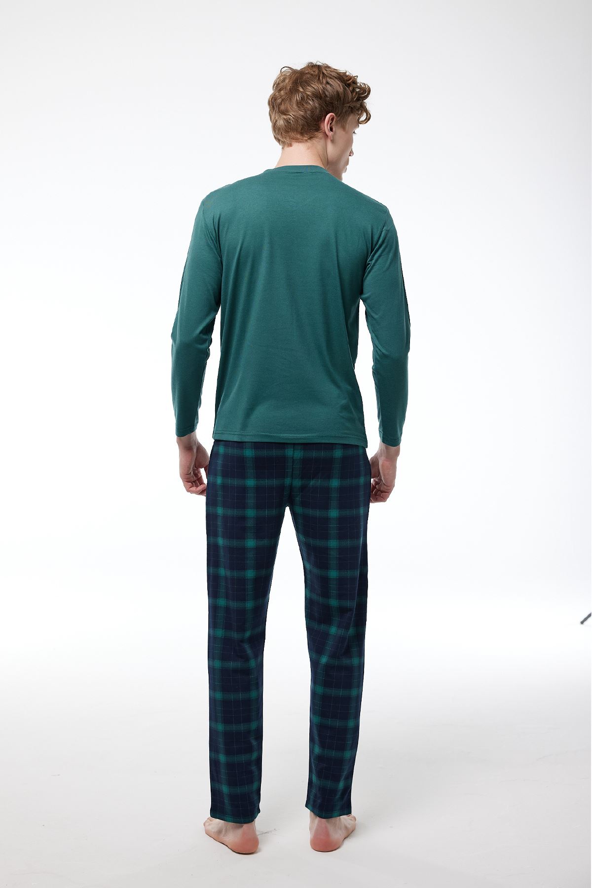 Erkek Yeşil Ekoseli V Yaka Uzun Kollu Kışlık Pijama Takımı 6014